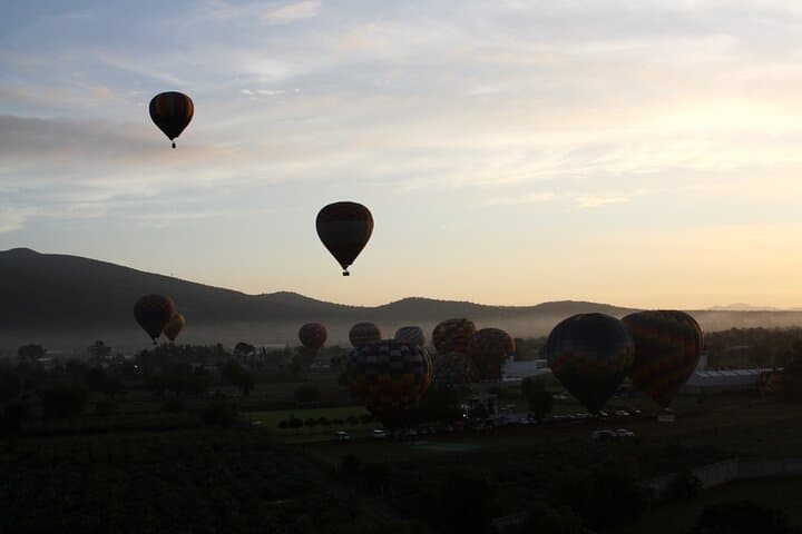 Hot Air Balloon Over Teotihuacan: Sunrise Flight Above the Pyramids photo 6