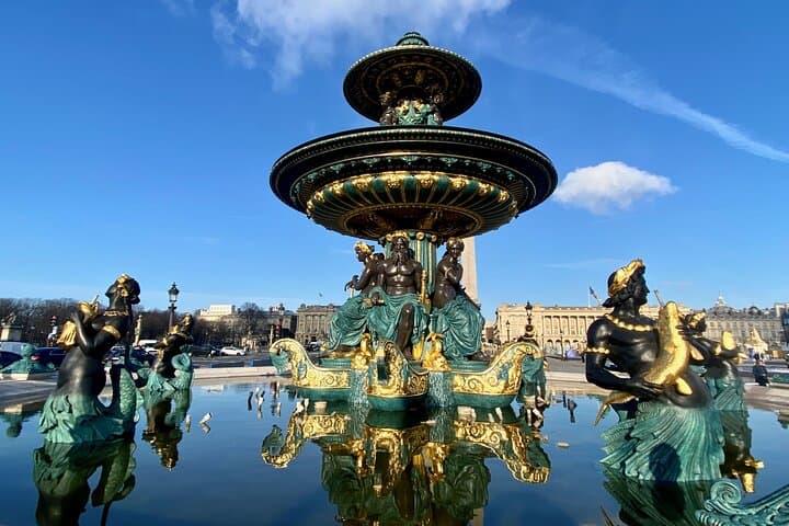 Full-Day Paris Highlights: Eiffel Tower, Louvre, Montmartre & Arc de Triomphe Private Tour
