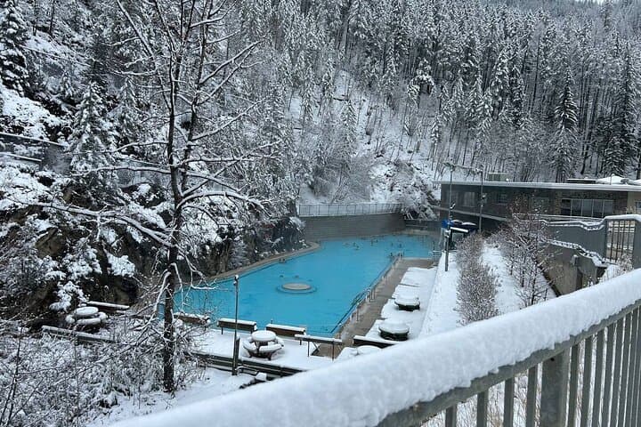 Radium Hot Springs & Marble Canyon Day Trip: Hike, Ice Walk and Soak photo 3