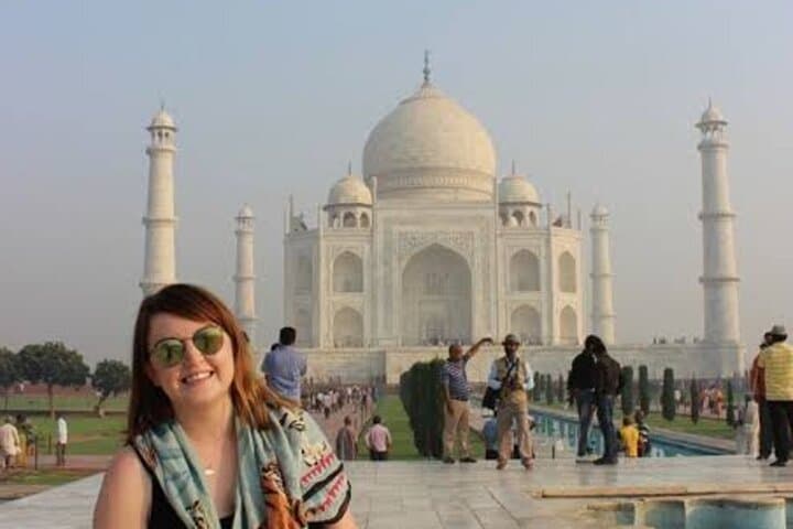 Sunrise at the Taj: Agra Fort and Fatehpur Sikri Day Tour from Delhi photo 3