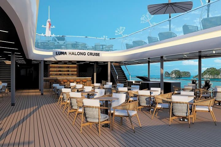 Halong Bay Luxury Day Cruise on Luna: Sung Sot, Titov & Luon Cave photo 3