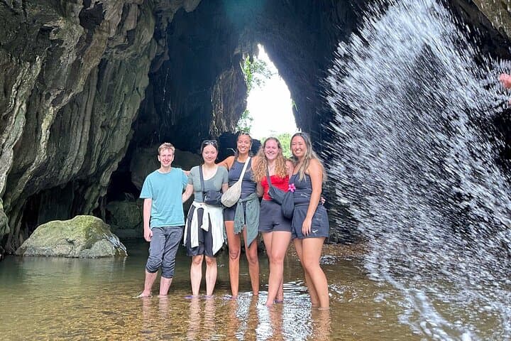 Ha Giang 3-Day Motorbike Loop: Ma Pi Leng, Waterfalls & Dong Van photo 3