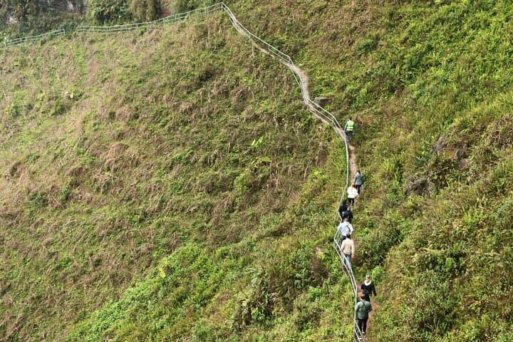 Ha Giang 3-Day Motorbike Loop: Ma Pi Leng, Waterfalls & Dong Van photo 4