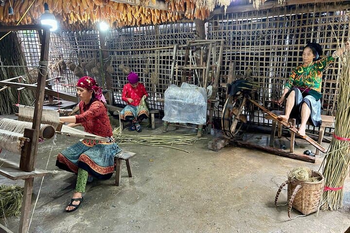 Ha Giang 3-Day Motorbike Loop: Ma Pi Leng, Waterfalls & Dong Van photo 5