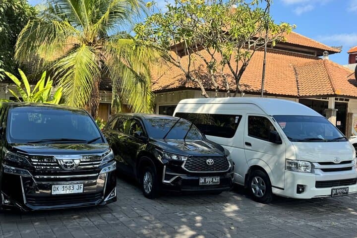 Private Bali Airport Transfer: Smooth Arrival & Departure in Kuta, Seminyak & Jimbaran photo 3