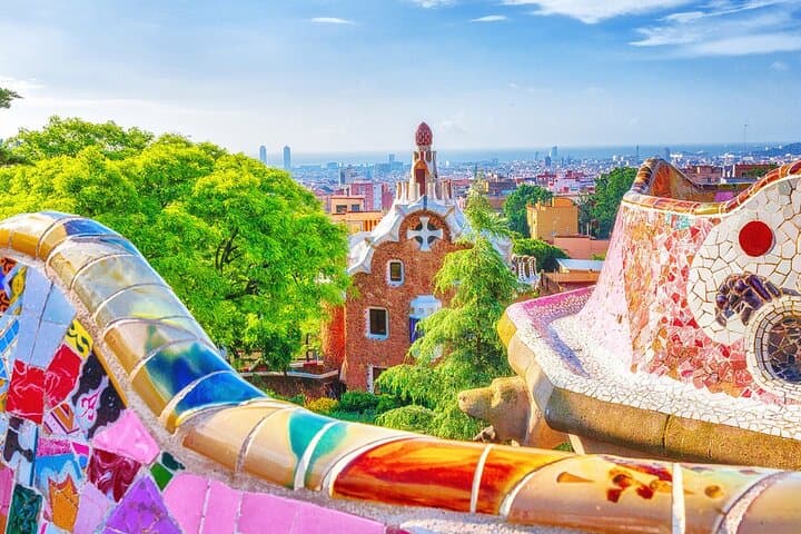 Skip-the-Line Park Güell Guided Tour — Explore Gaudí's Mosaic Park photo 3