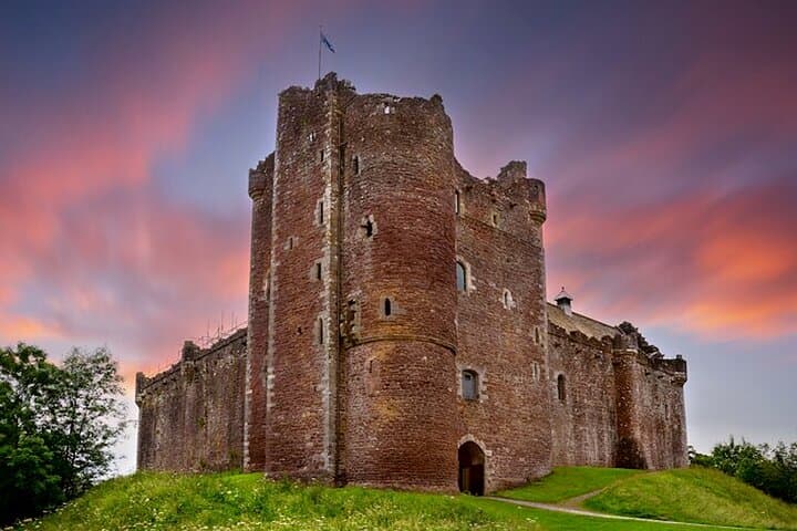 Outlander Private Luxury Day Tour from Glasgow — Lallybroch, Doune & Culross photo 5