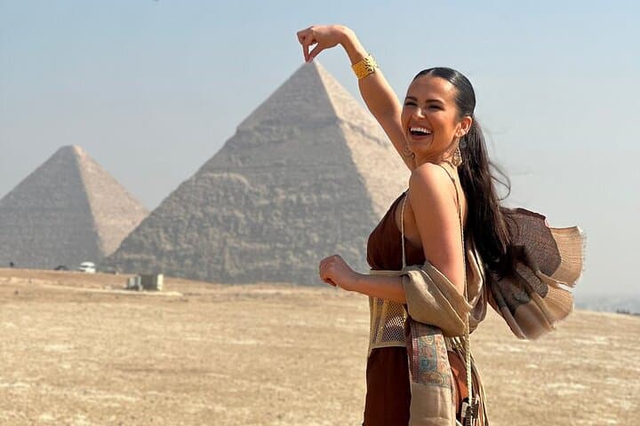 Private Giza Pyramids & Sphinx Tour with Camel Ride and Optional Inside-Pyramid Access