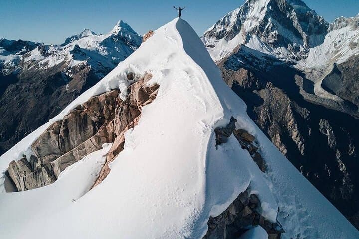 Nevado Mateo Full-Day Summit: Cordillera Blanca 5150m Guide photo 5