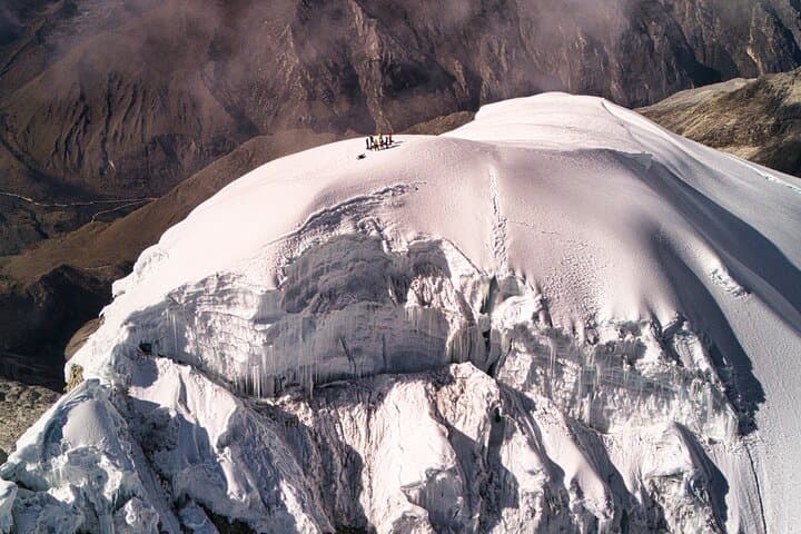 Nevado Mateo Full-Day Summit: Cordillera Blanca 5150m Guide photo 6