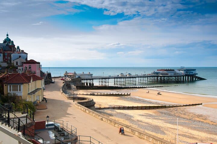 Cromer Self-Guided Audio Walking Tour — Pier, History & Coastal Eats photo 2