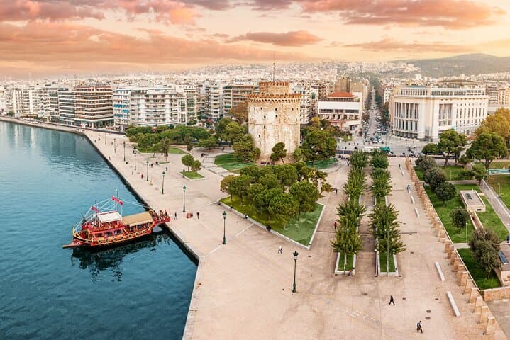 Private Thessaloniki Sightseeing Tour: White Tower, Byzantine Churches & Local Markets photo 2