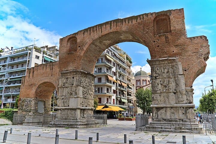 Private Thessaloniki Sightseeing Tour: White Tower, Byzantine Churches & Local Markets photo 5