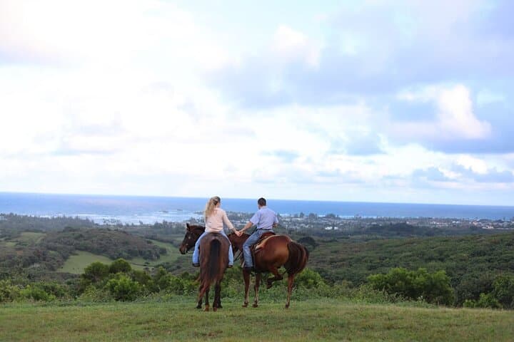 Private Sunset Dinner Horseback Ride on Oahu's North Shore photo 2