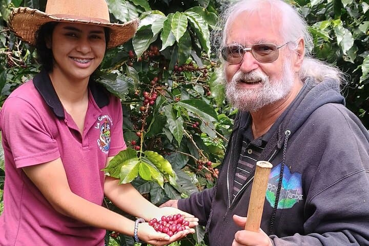 Full-Day Coffee Farm Experience at Finca Papera — From Bean to Cup Near Bogotá