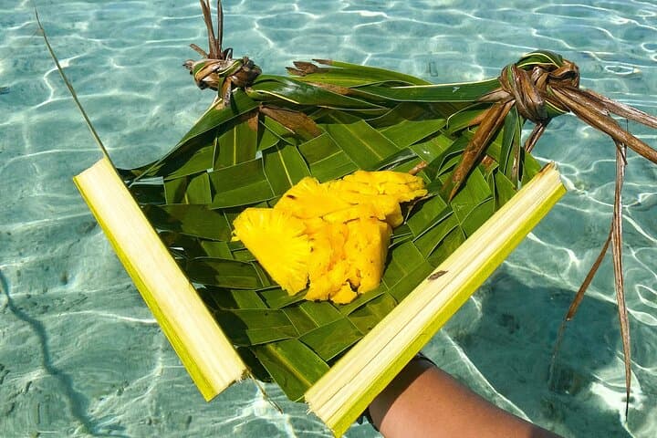 Private Raiatea & Taha'a Lagoon Exploration — Snorkel, Pearl Farm & Vanilla Tasting photo 6