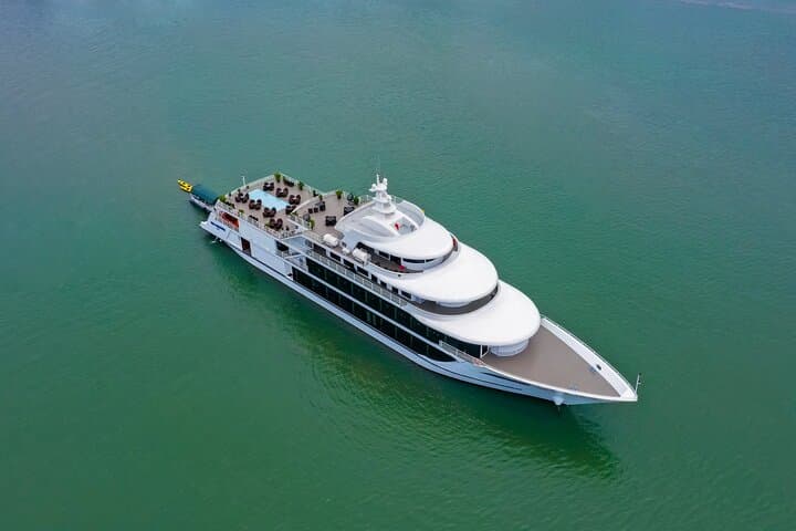 Halong Bay Sea Octopus Luxury Day Cruise — Kayak, Cave & Titov Beach in 7 Hours photo 5