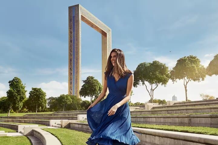 See Dubai From Above: Burj Khalifa At The Top + Dubai Frame Combo Tickets