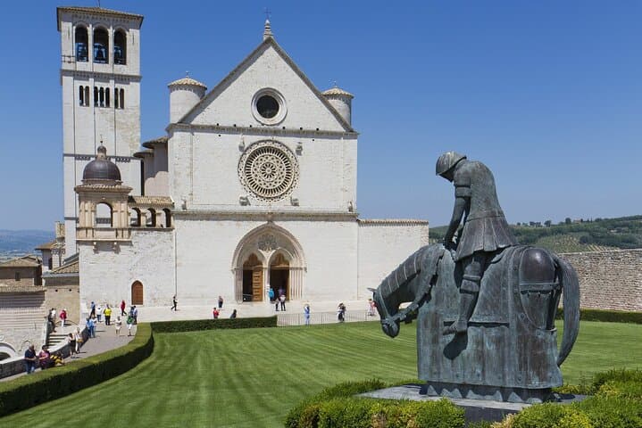 Pilgrim Path Self-Guided Walk in Assisi: Saint Francis' Route & Basilica photo 5