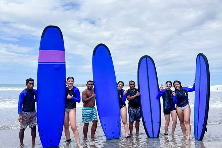 Seminyak Beach Private Surf Lesson: 2-Hour Surf Coaching in Bali