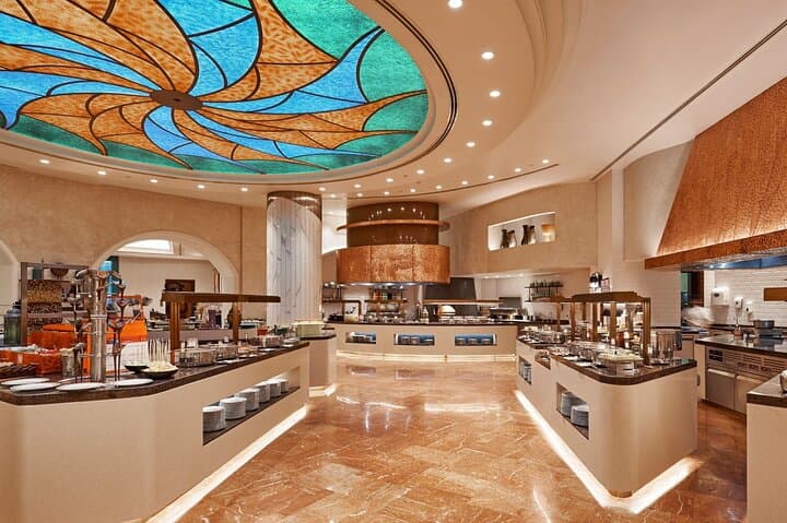 Kaleidoscope Dinner Buffet at Atlantis The Palm — Global Flavors in Dubai photo 3