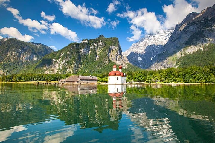Private Day Tour to Königssee, Salzburg & Hallstatt — Scenic Routes from Munich photo 3