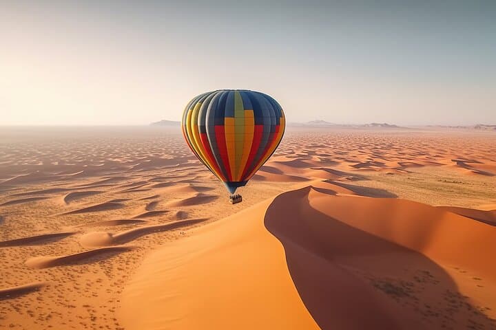 Dubai Desert Hot Air Balloon Ride with Transportation and Breakfast