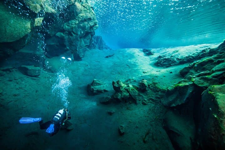 Dive Silfra Fissure: Dry-Suit Scuba Tour from Thingvellir (4-Hour Small-Group) photo 3