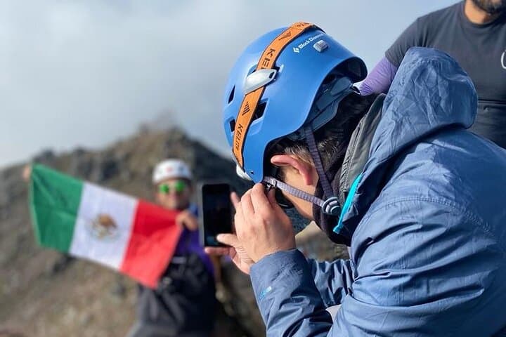 Summit Iztaccíhuatl: 2-Day Guided Ascent from Mexico City photo 2