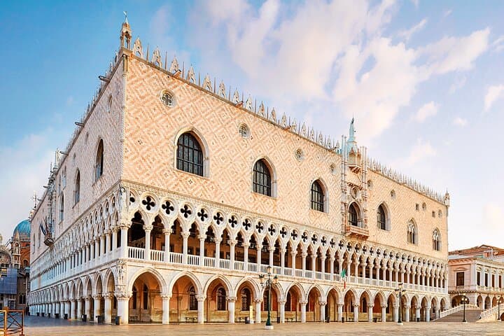 Inside Venice's Powerhouse: Doge's Palace and St. Mark's Guided Tour photo 3