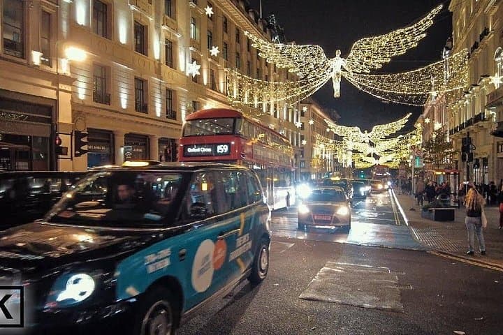 London Black Taxi Christmas Lights Tour: Private 2-Hour Guided Drive photo 3