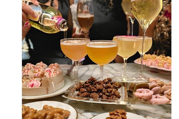 Big Easy's Sweet Secrets: New Orleans Dessert & True Crime Walking Tour photo 3