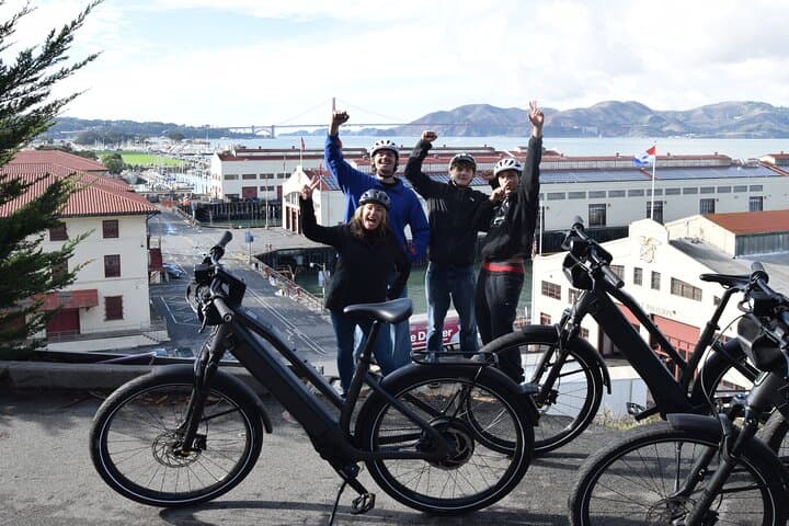Golden Gate Bridge to Sausalito E‑Bike Tour: Ride, Views & Ferry Return photo 6