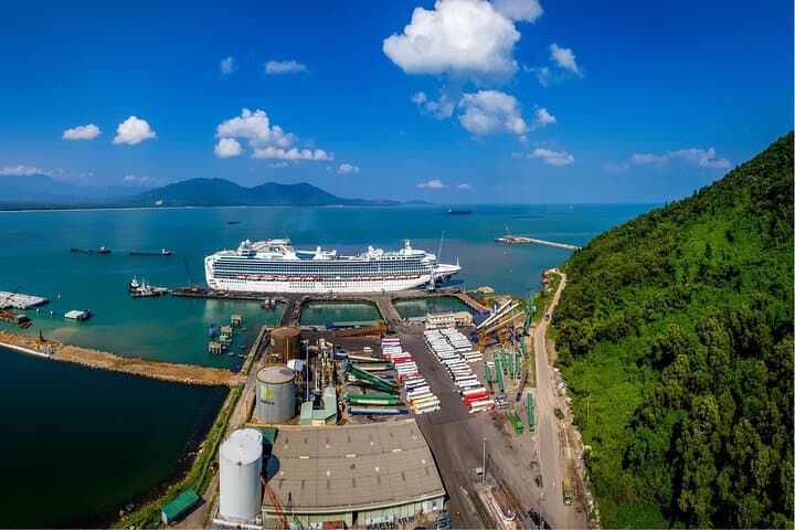 Chan May Port to Hue: Private Full-Day Shore Excursion to Imperial Citadel, Khai Dinh Tomb & Thien Mu Pagoda photo 3