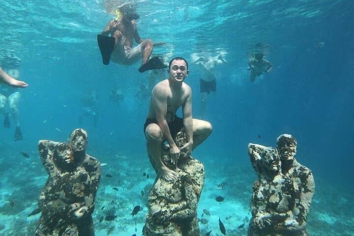 Gili Islands Day Tour: Snorkel Turtle Points & Cycle Gili Trawangan