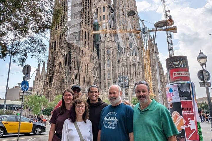 Gaudí's Modernist Legacy: Small-Group Walking Tour in Barcelona