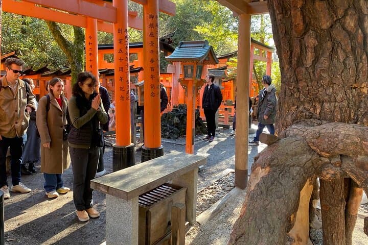 Hidden Route at Fushimi Inari: Local-Led Hike and Soba Lunch photo 5