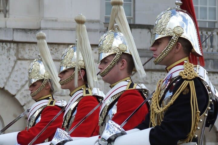 Royal London Sightseeing: Changing of the Guard & Thames River Cruise (Half-Day) photo 2