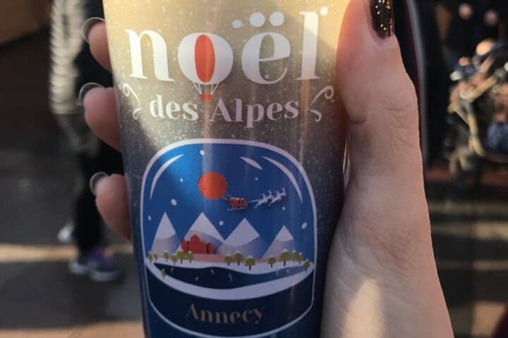 Annecy Christmas Market Scavenger Hunt — Unusual Track Game for Teams photo 2