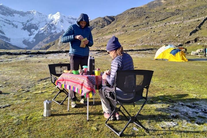 Huaraz High-Mountain Equipment Rental: Rent Trekking & Climbing Gear photo 6