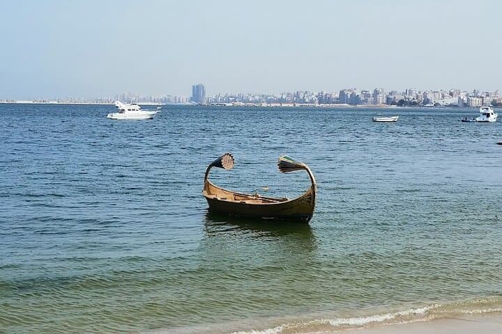 Alexandria Day Tour from Cairo: Library, Catacombs & Qaitbay with Lunch photo 4