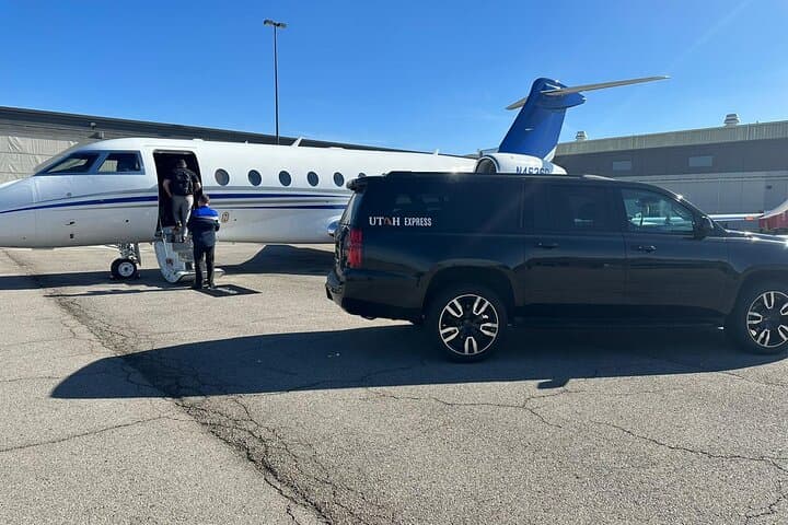 Private Salt Lake City to Park City Airport Transfer: Smooth Luxury Ride into the Wasatch