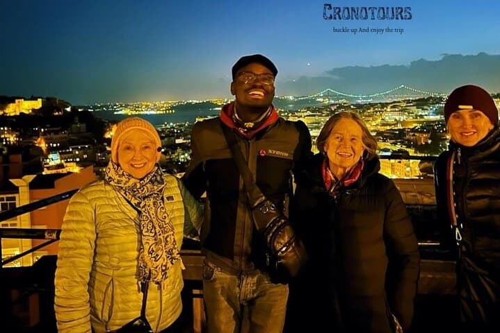 Lisbon Eco Tuk Tuk Private City Tour — 4-Hour Highlights & Viewpoints photo 6