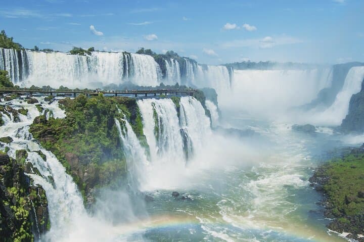 Brazilian-Side Iguassu Falls Half-Day Tour: Panoramic Views & Wildlife