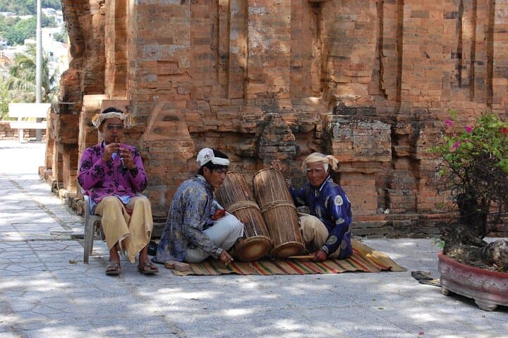 Nha Trang Shore Excursion from Cau Da Port — Ponagar Towers, Long Son Pagoda & Beach photo 6