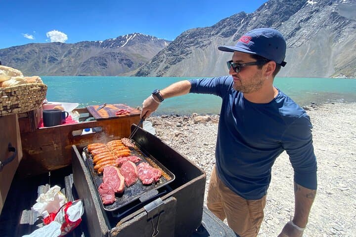 Embalse El Yeso 4x4 Tour with Semi-Private Andean Barbecue