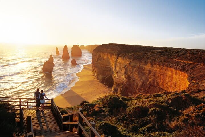 Sunset Drive Along the Great Ocean Road: 12 Apostles & Otways Day Tour from Melbourne