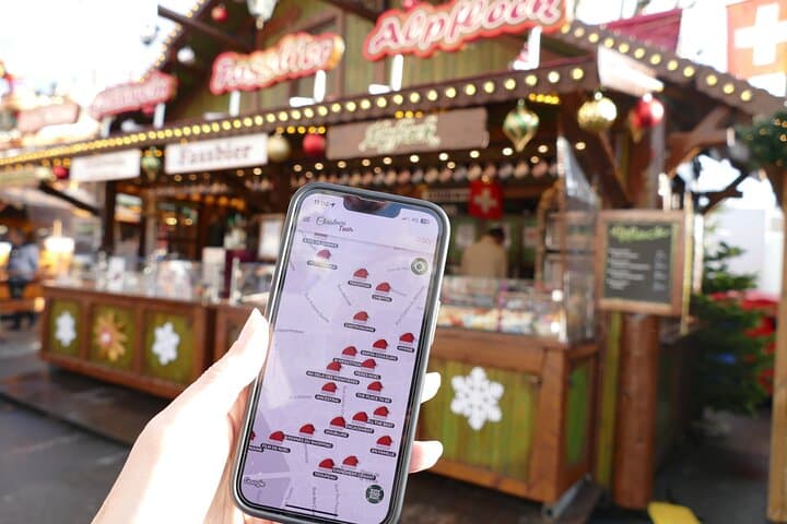 Budapest Christmas Markets Scavenger Hunt — Interactive Holiday Game in Vörösmarty Square