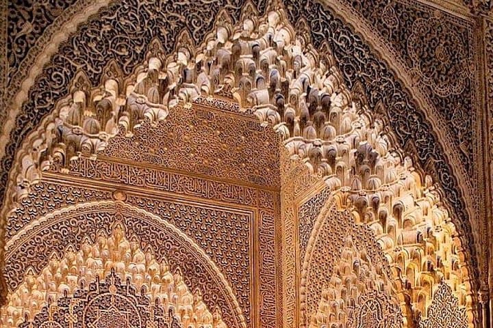 Alhambra & Generalife Day Tour from Malaga Port — Guided Visit to Granada's Nasrid Palaces photo 4