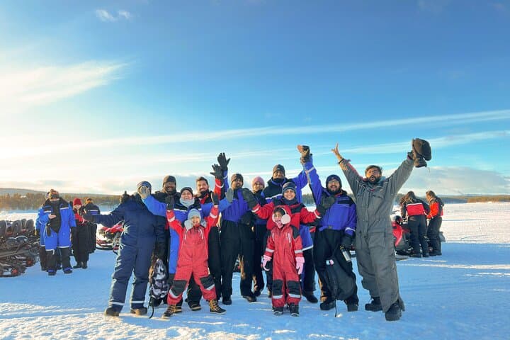 Through Lapland's Wilds: 32 km Snowmobile Adventure from Kiruna